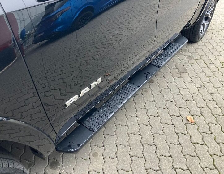 Dodge RAM Pick-up 3,0 l 313 kw