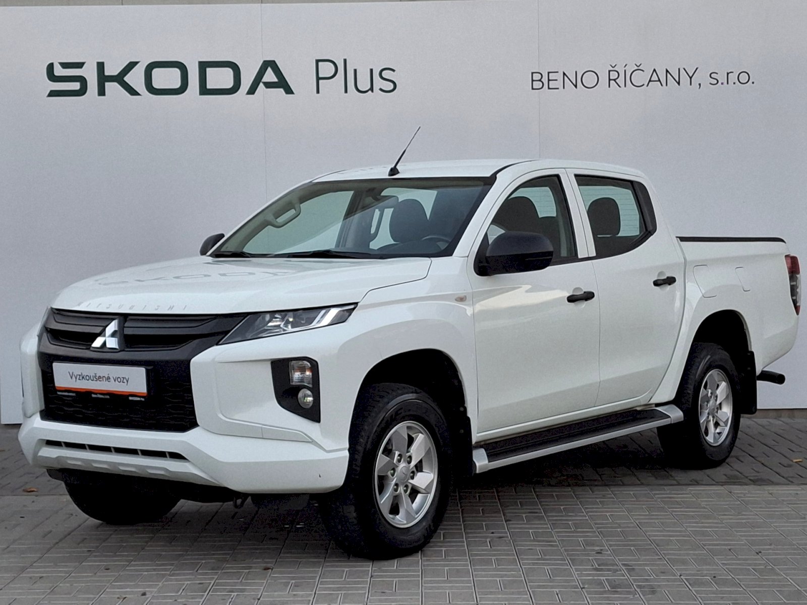 Mitsubishi L200