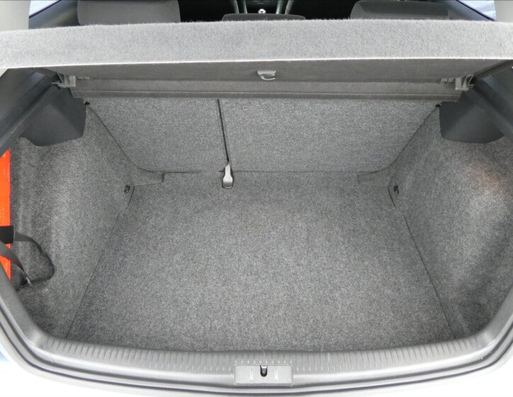 Volkswagen Golf Hatchback 1,4 l 59 kw