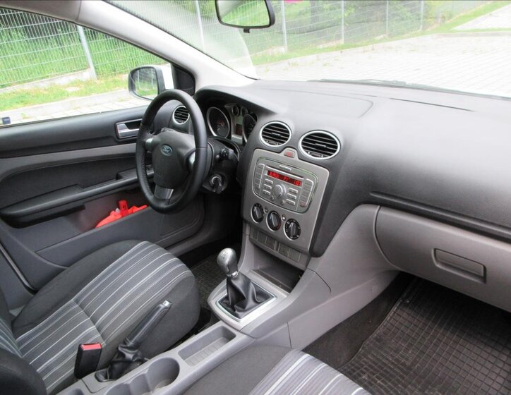 Ford Focus Kombi 1,6 l 66 kw