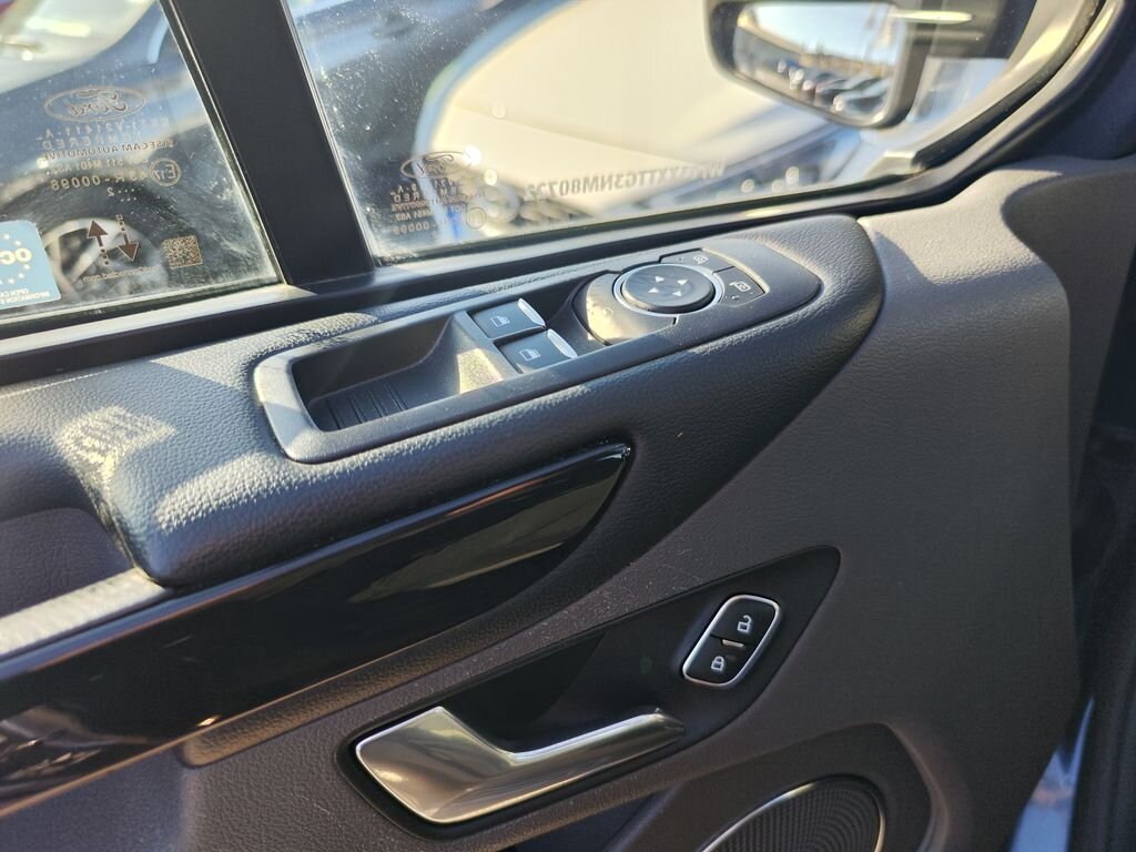 Ford Tourneo Custom VAN / Minibus 2,0 l 110 kw