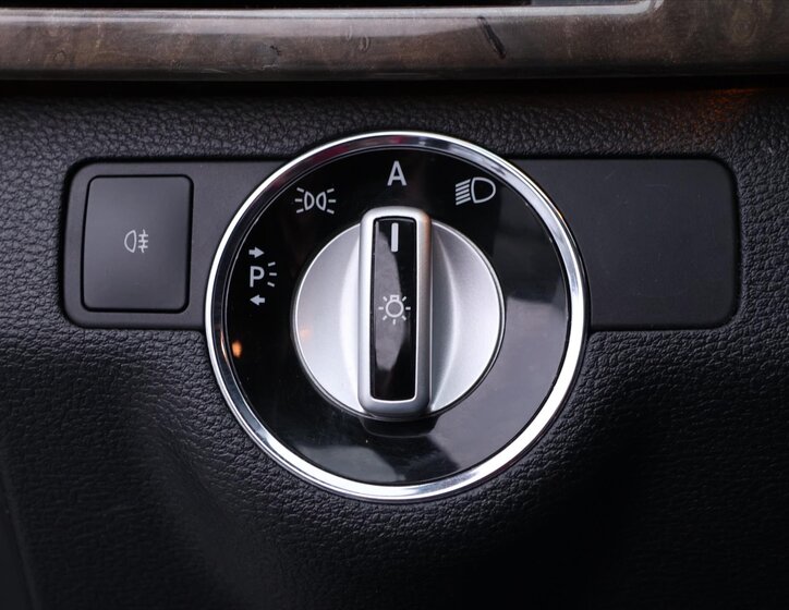 Mercedes-Benz Třídy E Kombi 3,0 l 170 kw