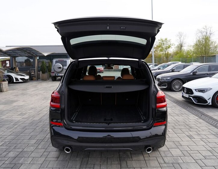 BMW X3 SUV / Terénní 3,0 l 195 kw