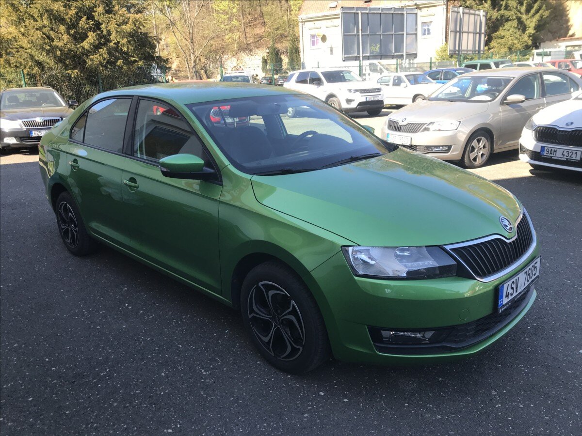 Škoda Rapid Sedan / Limuzína 999,0 70 kw