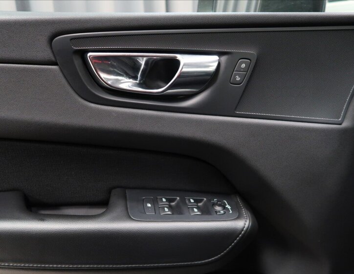 Volvo XC60 SUV 2,0 l 140 kw