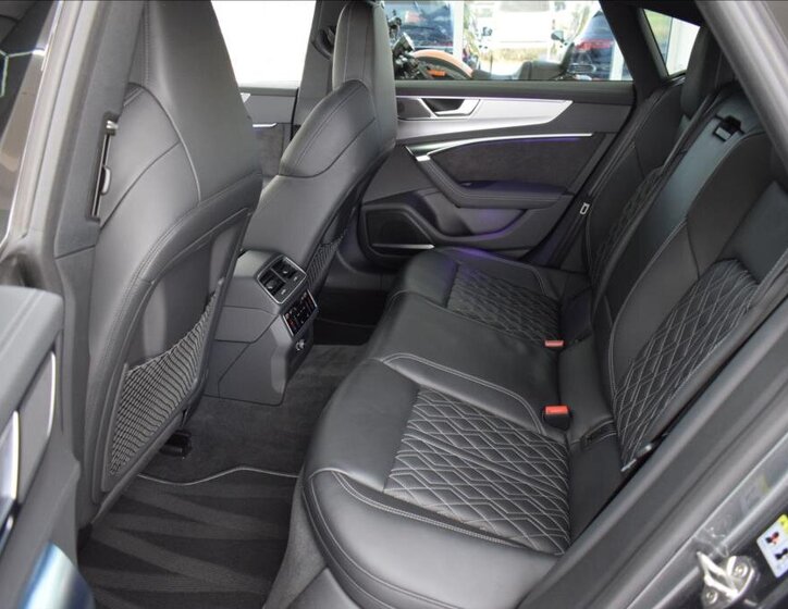 Audi S7 Hatchback 3,0 l 257 kw