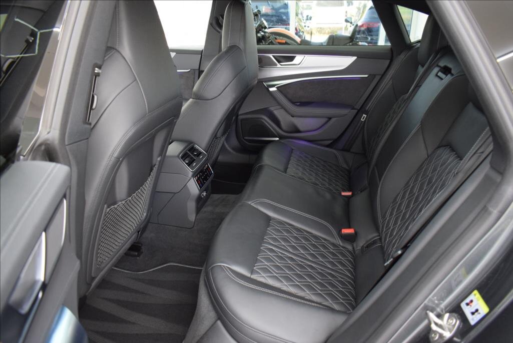 Audi S7 Hatchback 3,0 l 257 kw