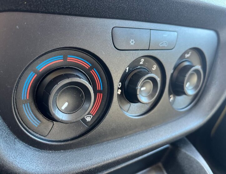 Fiat Dobló cargo Skříň 1,6 l 77 kw