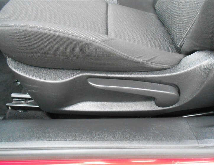 Peugeot 207 Hatchback 1,4 l 54 kw