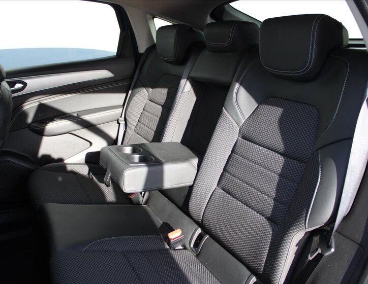 Renault Arkana SUV 1,6 l 120 kw