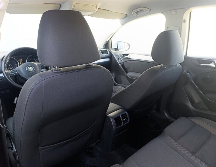 Volkswagen Golf Hatchback 1,6 l 77 kw