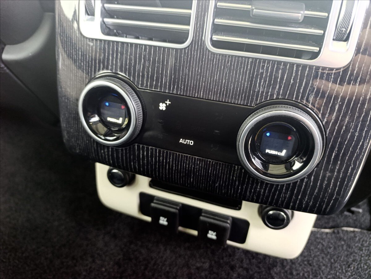 Land Rover Range Rover SUV / Terénní 5,0 l 386 kw