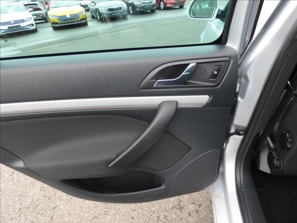 Škoda Octavia Kombi 2,0 l 103 kw