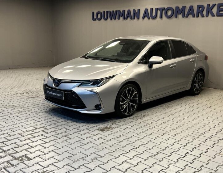 Toyota Corolla Sedan / Limuzína 1,8 l 72 kw