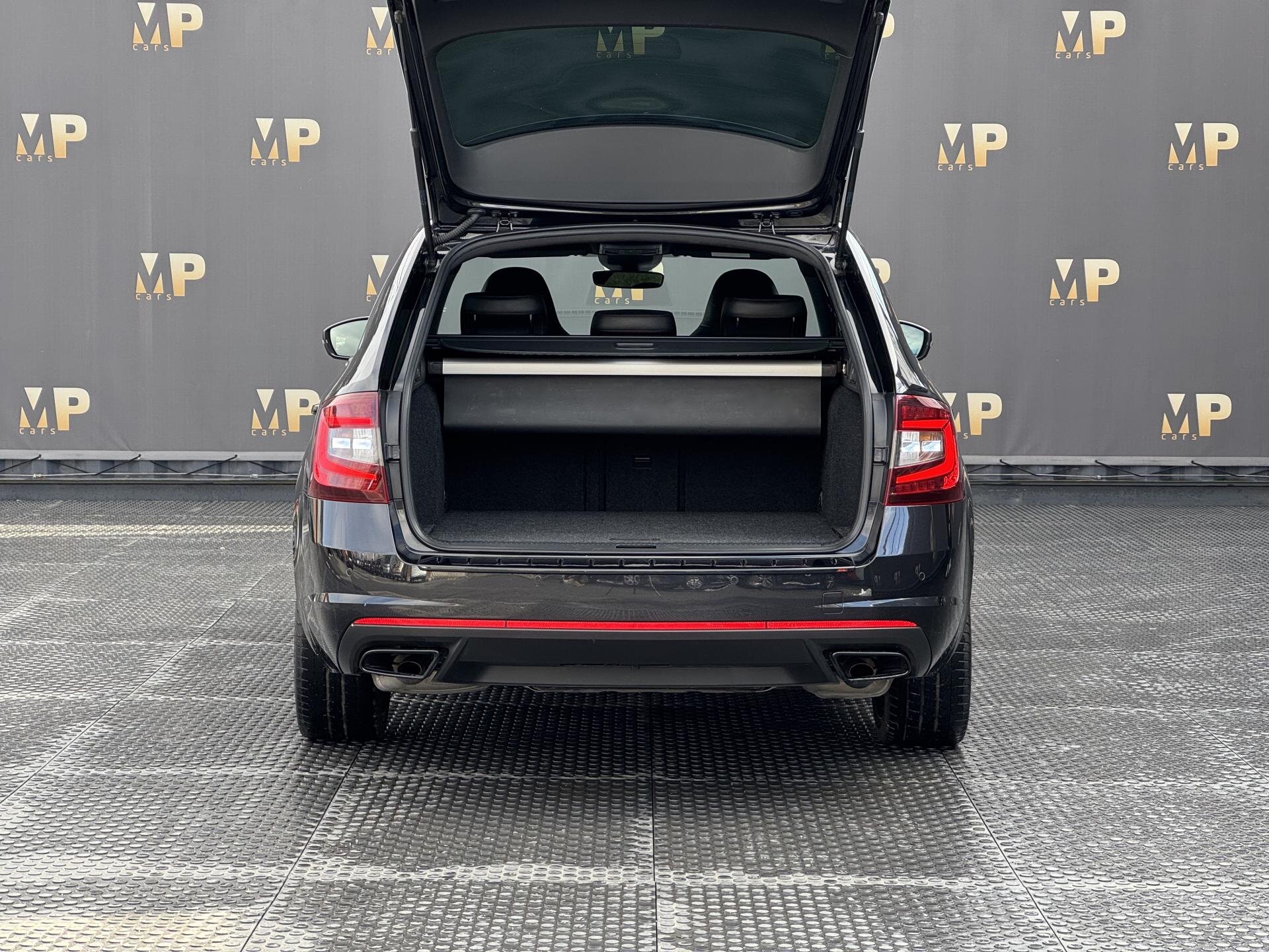 Škoda Octavia Kombi 2,0 l 180 kw