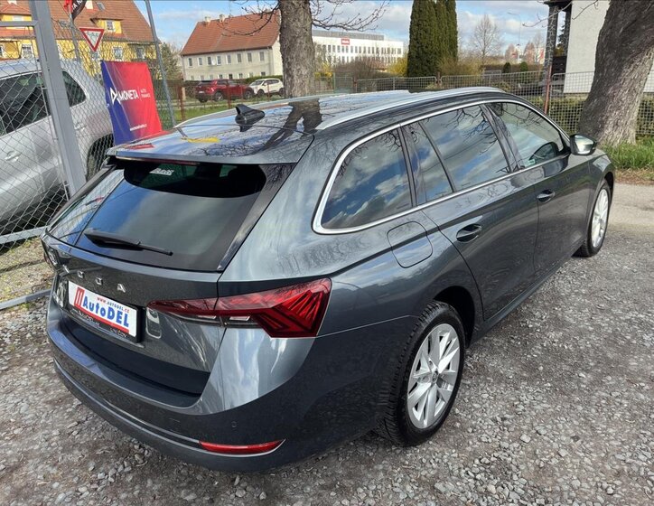 Škoda Octavia Kombi 2,0 l 110 kw
