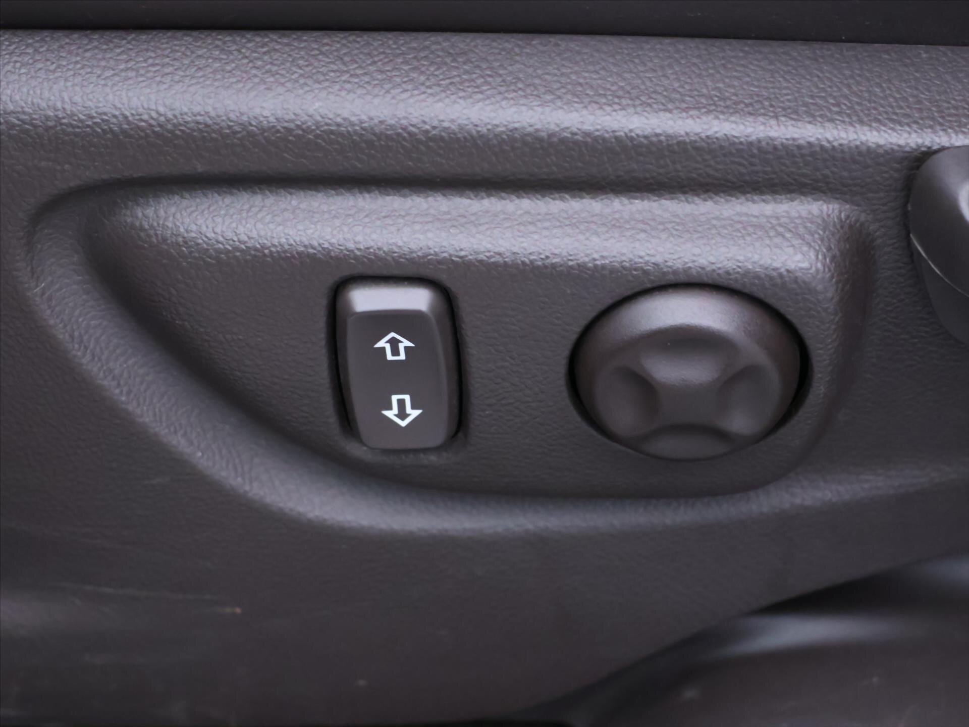 Opel Mokka SUV / Terénní 1,7 l 96 kw