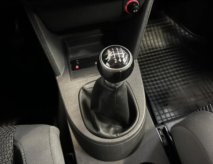 Volkswagen Touran 11