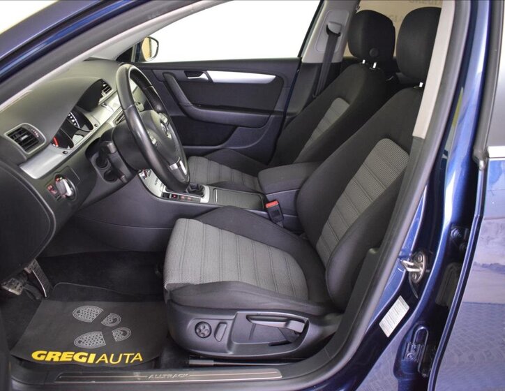 Volkswagen Passat Kombi 2,0 l 103 kw