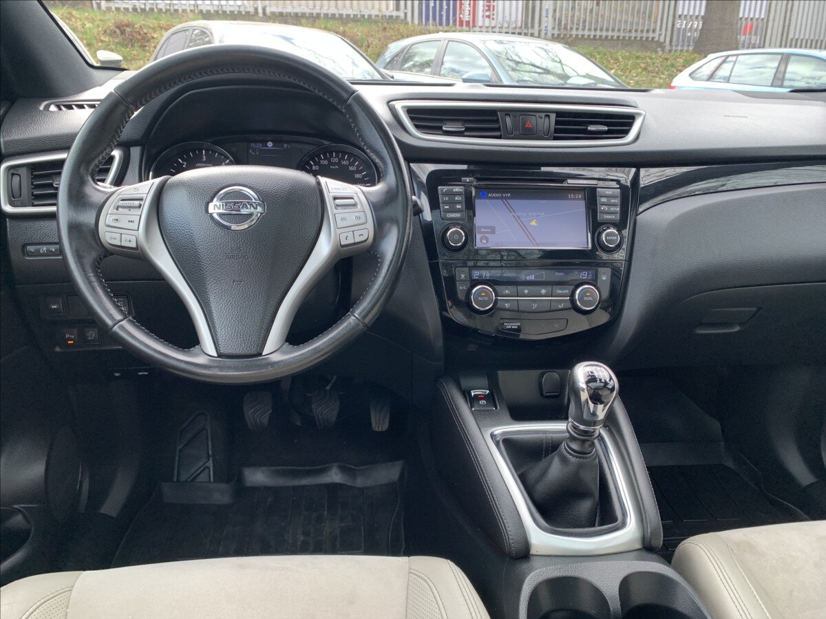 Nissan Qashqai SUV / Terénní 1,6 l 96 kw