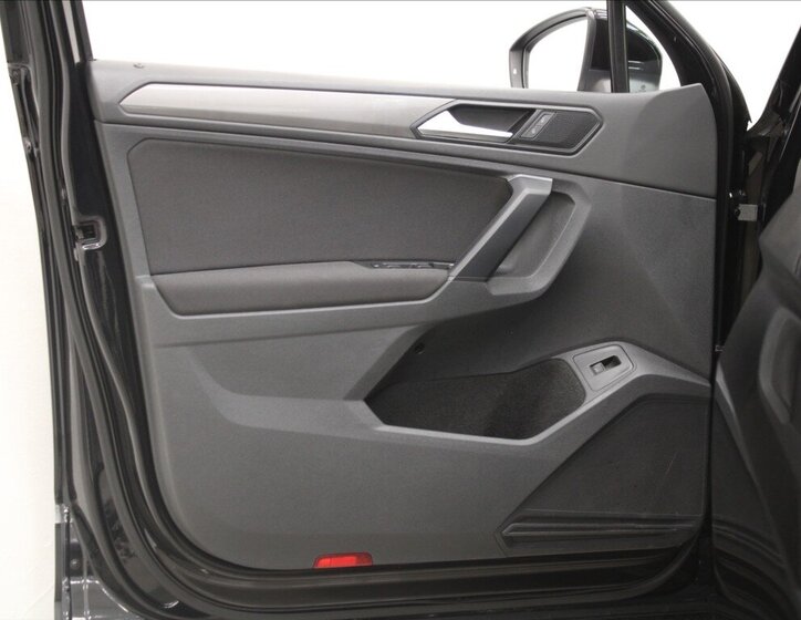 Volkswagen Tiguan SUV / Terénní 2,0 l 140 kw