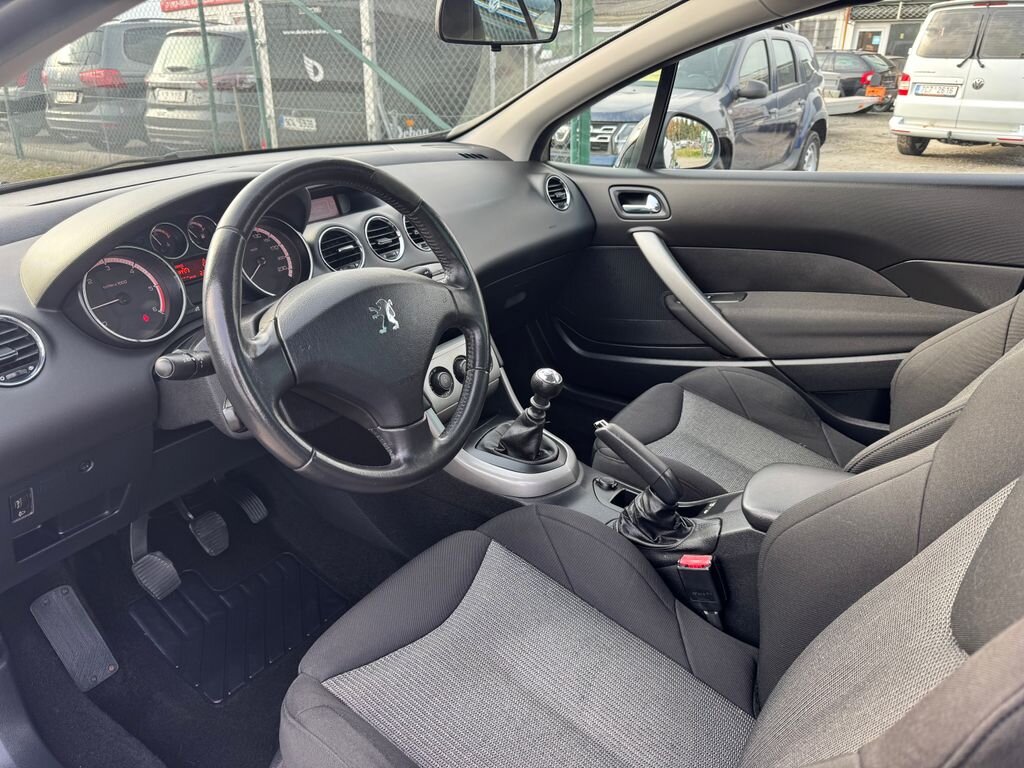 Peugeot 308 Kabriolet 1,6 l 82 kw