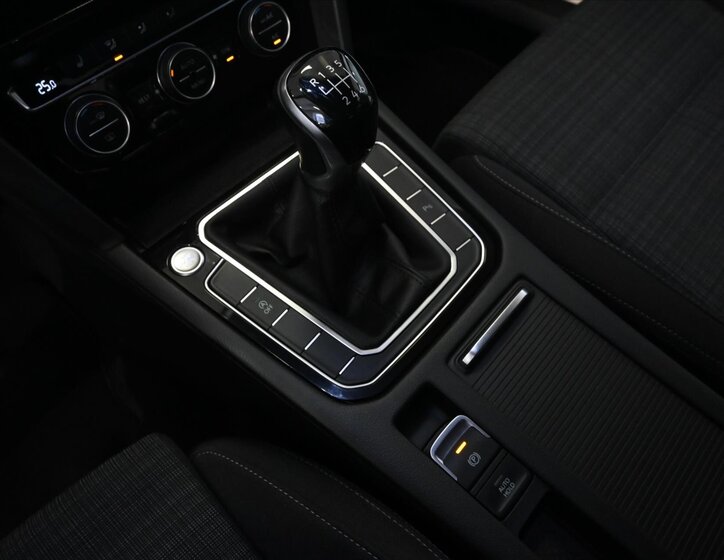 Volkswagen Passat 23