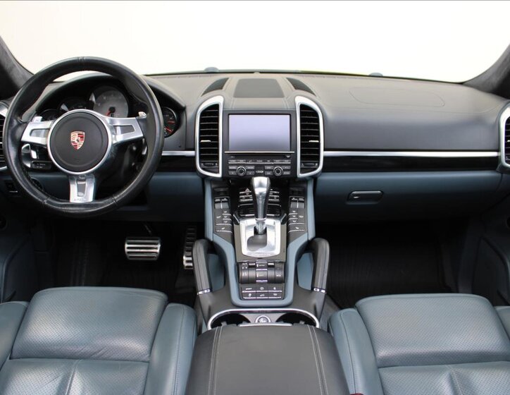 Porsche Cayenne SUV / Terénní 4,8 l 294 kw