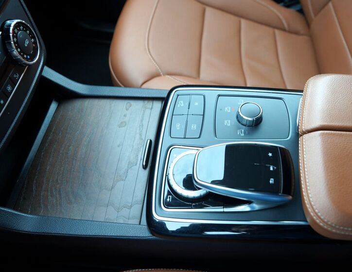 Mercedes-Benz GLE 44