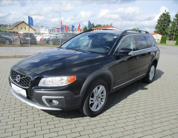 Volvo XC70 Kombi 2,4 l 133 kw