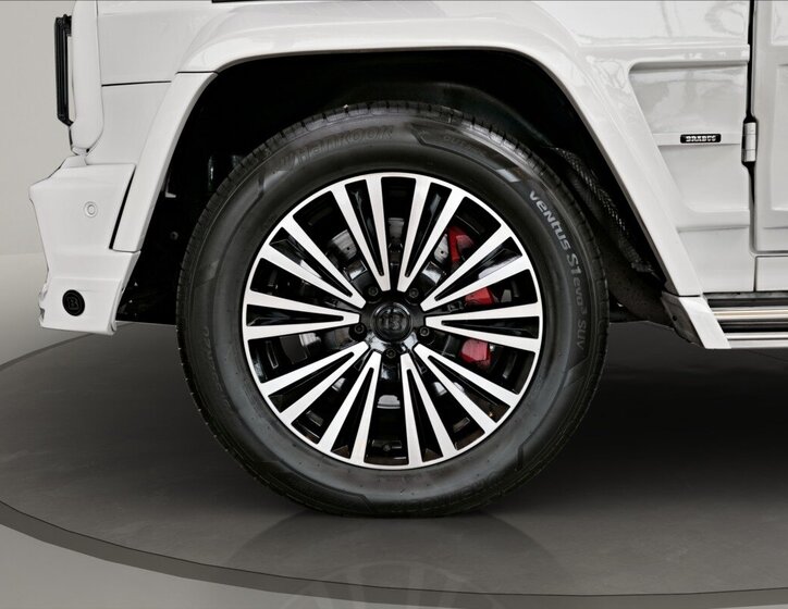 Mercedes-Benz Třídy G SUV 6,0 l 588 kw