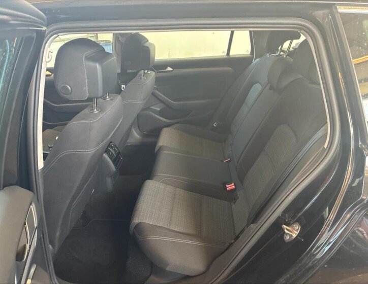 Volkswagen Passat Kombi 2,0 l 110 kw