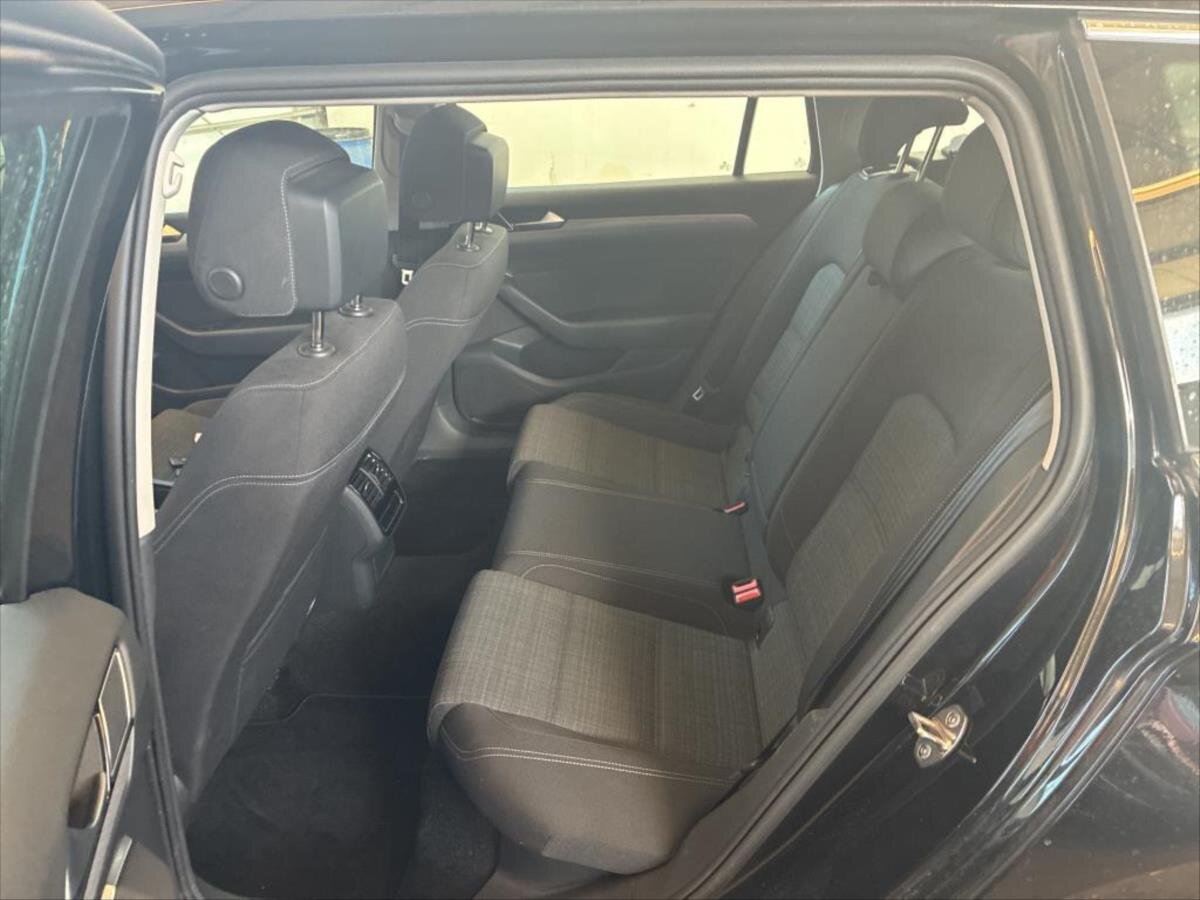 Volkswagen Passat Kombi 2,0 l 110 kw