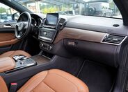 Mercedes-Benz GLE 28