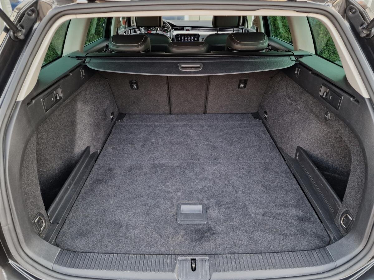 Volkswagen Passat Kombi 2,0 l 110 kw