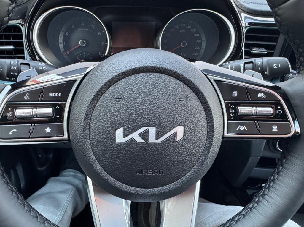 KIA XCeed CUV / Crossover 1,6 l 110 kw