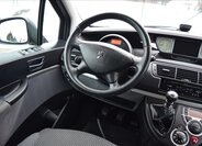 Peugeot 807 MPV 2,0 l 100 kw