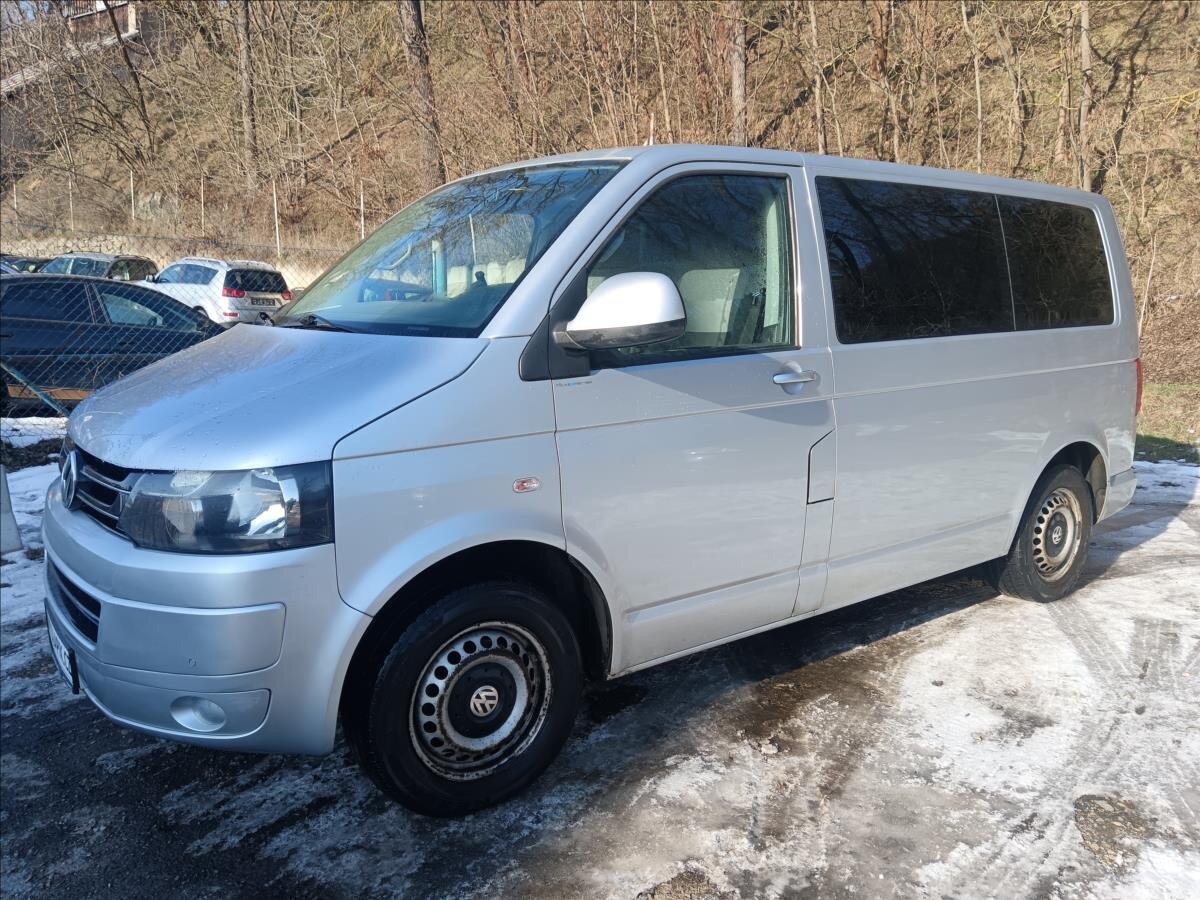 Volkswagen Multivan MPV 2,0 l 75 kw