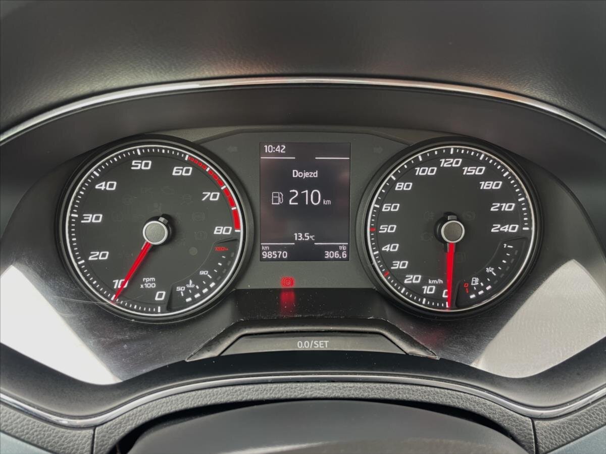 Seat Arona SUV / Terénní 999,0 70 kw
