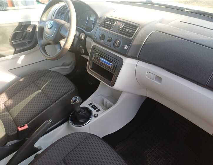 Škoda Fabia 12