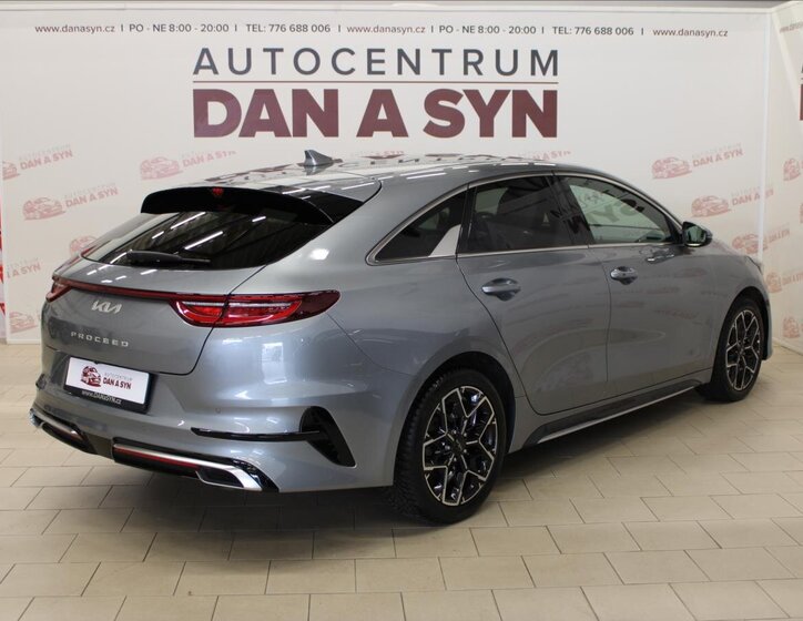 KIA ProCeed Hatchback 1,5 l 117 kw