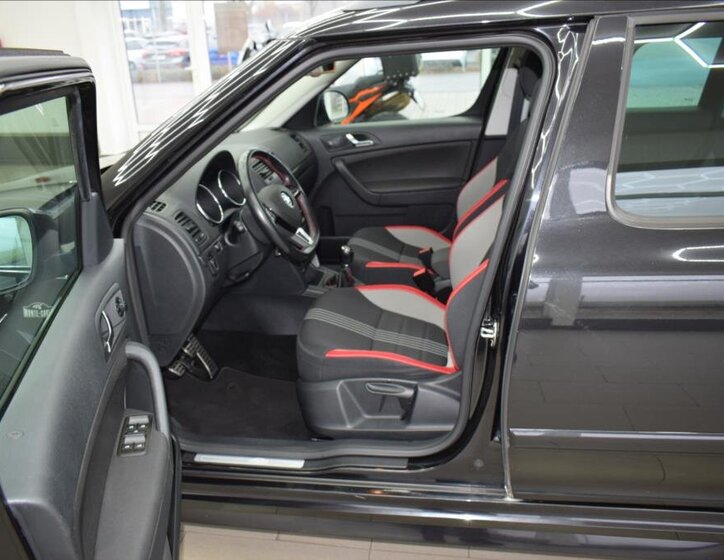 Škoda Yeti SUV / Terénní 1,4 l 90 kw