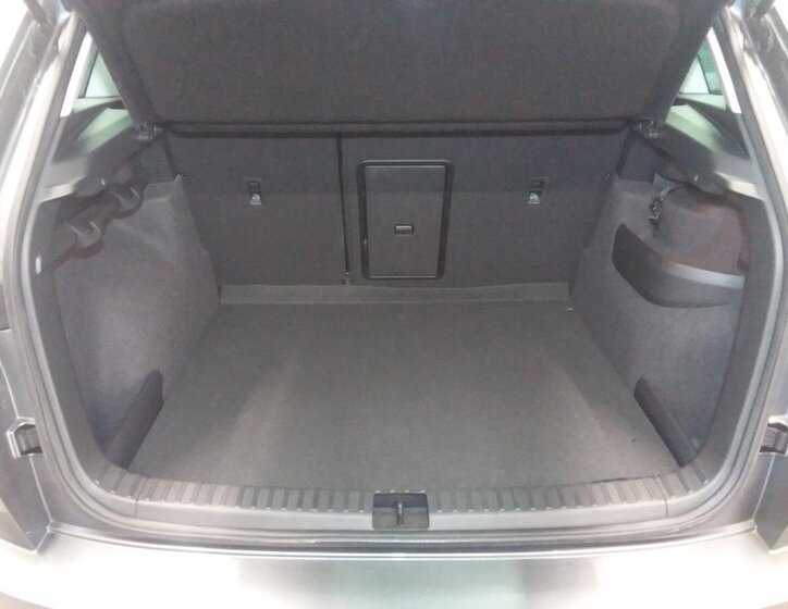 Škoda Karoq SUV 1,5 l 110 kw