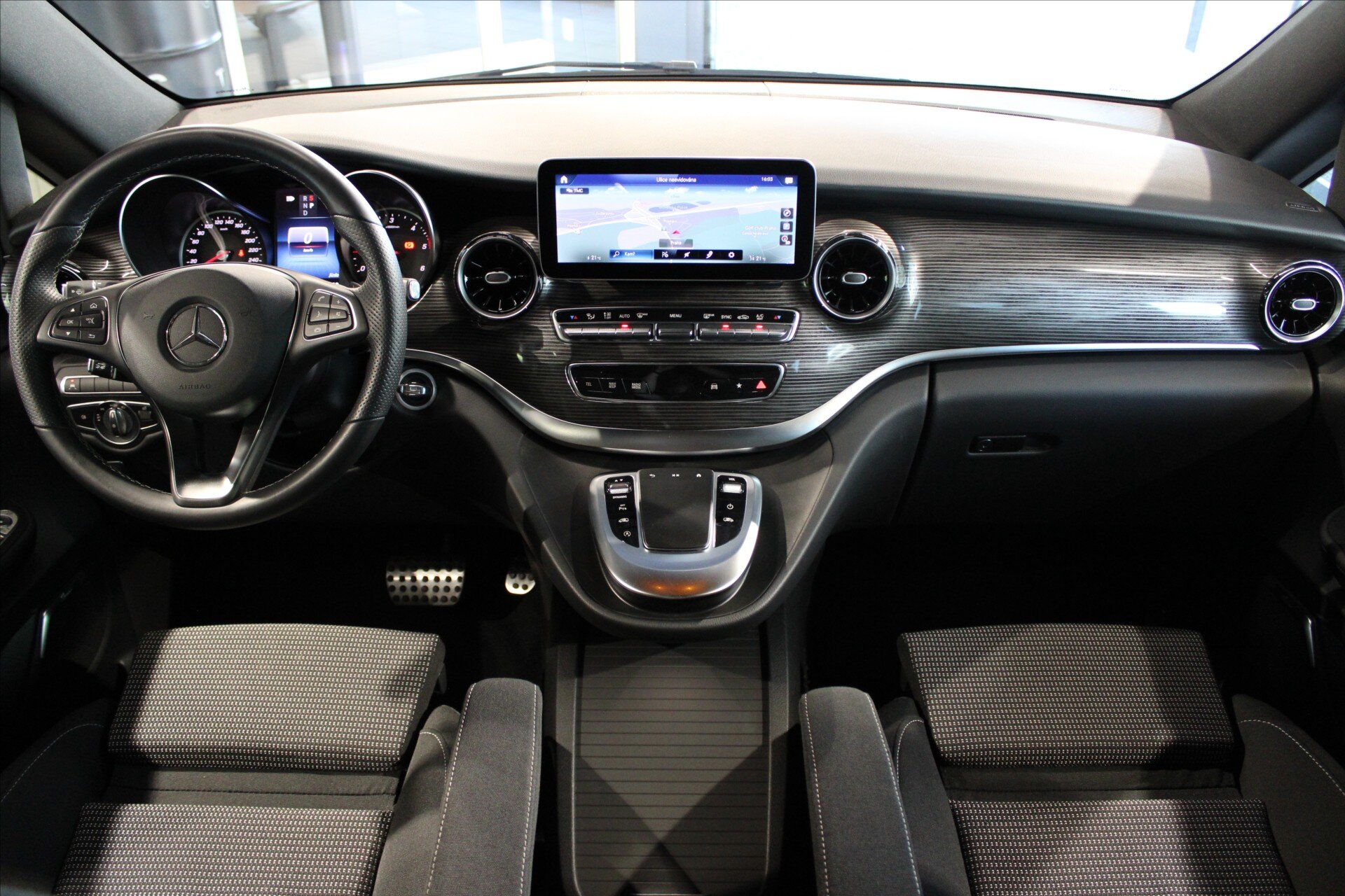 Mercedes-Benz Třídy V MPV 2,0 l 174 kw