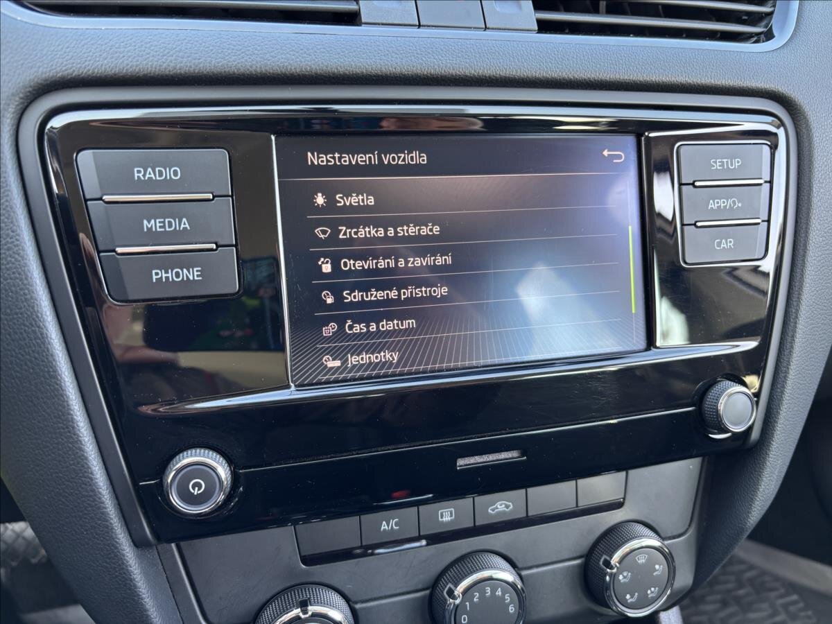 Škoda Octavia Kombi 1,5 l 96 kw