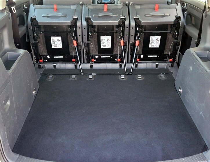 Volkswagen Touran MPV 1,9 l 77 kw