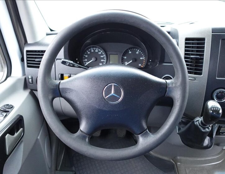 Mercedes-Benz Sprinter Valník 2,1 l 95 kw