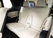 BMW X7 23