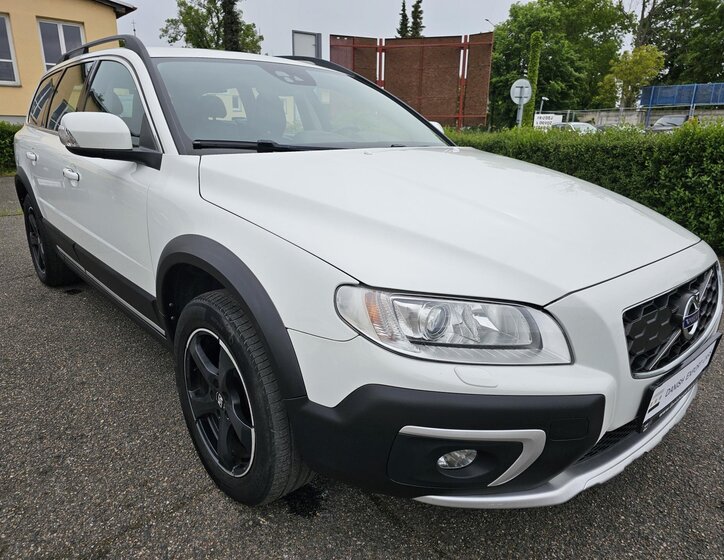 Volvo XC70 Kombi 2,0 l 133 kw