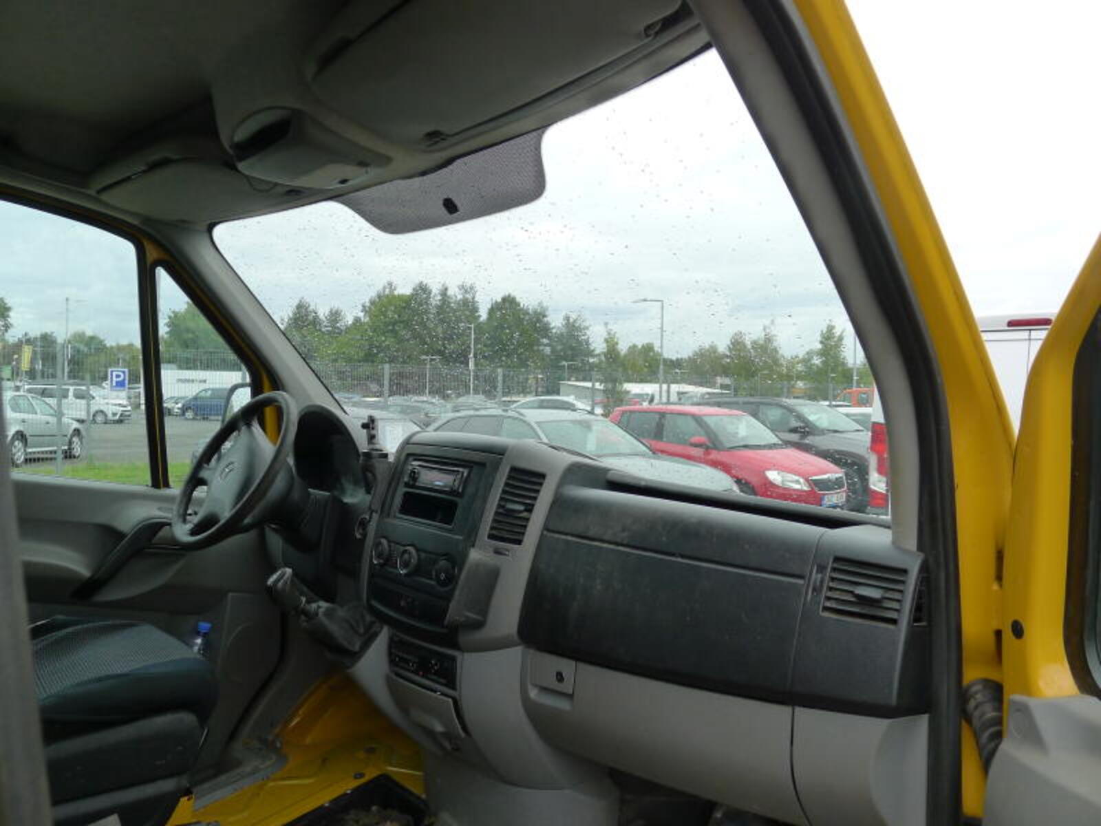 Mercedes-Benz Sprinter 8